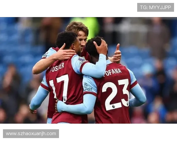 伯恩利与切尔西历史交锋回顾及两队发展历程分析